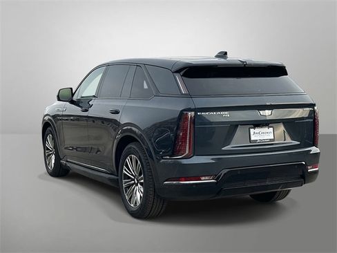 New 2026 Cadillac Escalade IQ Sport 1 w/ LPO, Floor Liner Package image 17