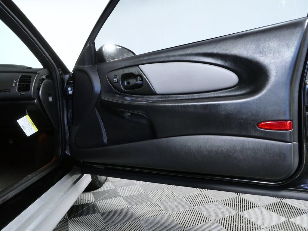 Used 2001 Chevrolet Monte Carlo SS FWD image 9