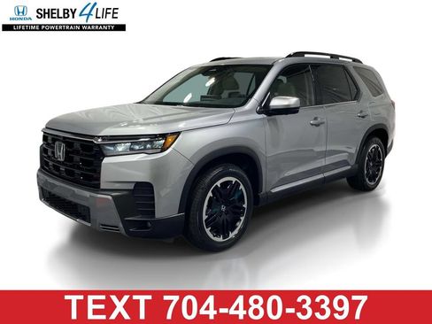 New 2026 Honda Pilot Touring image 1