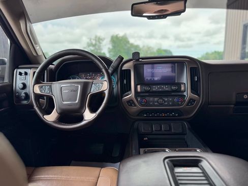 Used 2019 GMC Sierra 3500 Denali w/ Duramax Plus Package AWD/4WD image 14