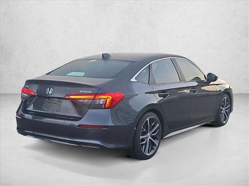 Used 2024 Honda Civic Touring image 5