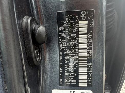 Used 2013 Toyota Corolla S w/ Premium Pkg FWD image 31