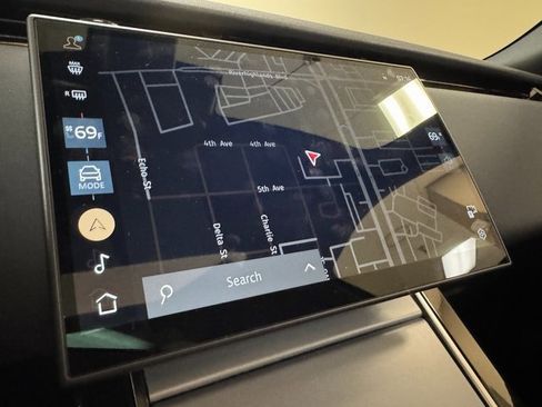 Used 2025 Land Rover Range Rover Evoque S image 15