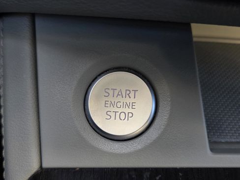 Used 2020 Audi Q5 Premium Plus image 26