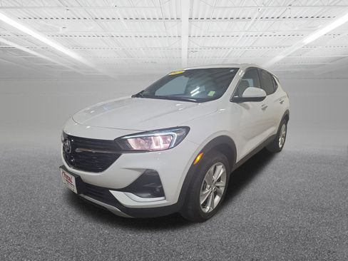 Used 2023 Buick Encore GX Preferred w/ Cold Weather Comfort Package image 2
