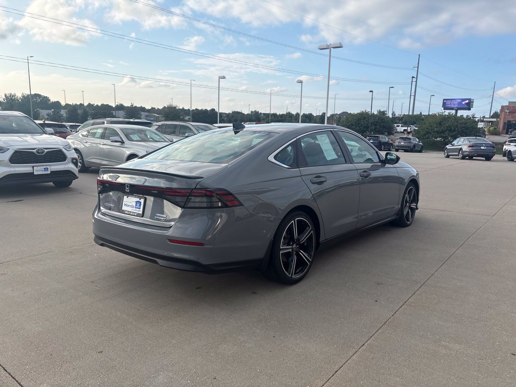 Used 2024 Honda Accord Sport image 5