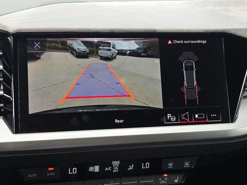 Certified 2023 Audi Q4 e-tron Premium Plus w/ Premium Plus RWD image 26