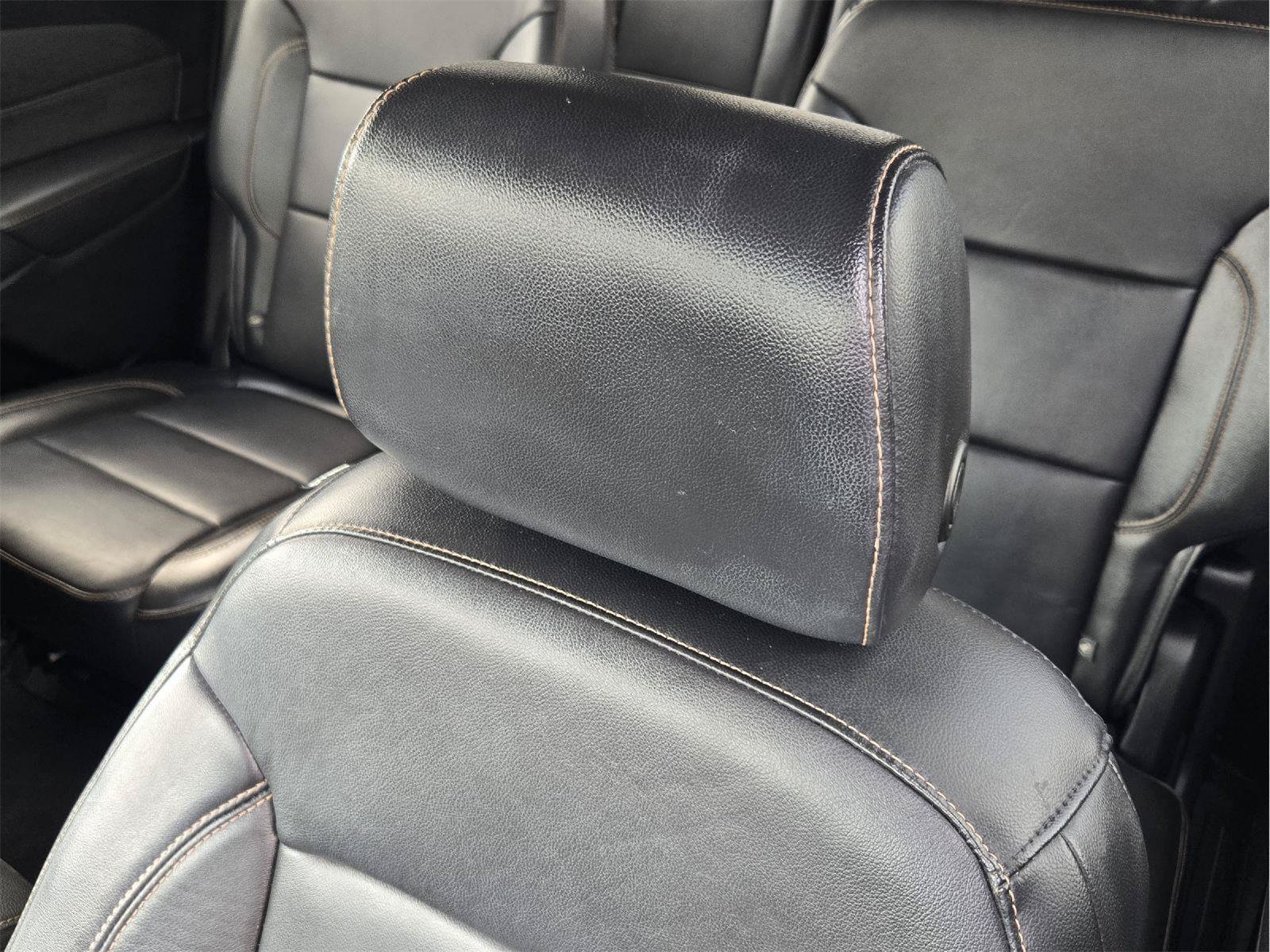 Used 2019 Chevrolet Traverse LT w/ LT Premium Package FWD image 22