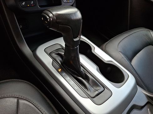 Used 2021 Chevrolet Colorado ZR2 AWD/4WD image 16