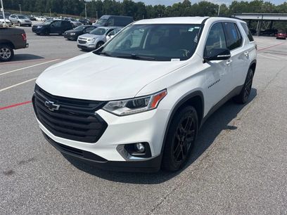 Used 2019 Chevrolet Traverse LT w/ LPO, Blackout Package