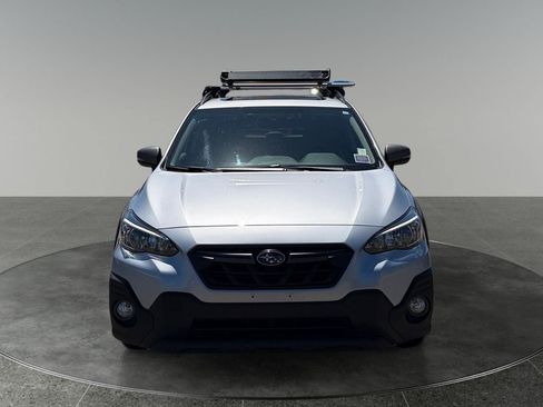 Used 2022 Subaru Crosstrek 2.5i Sport w/ Moonroof Package AWD/4WD image 2