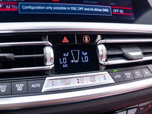 Used 2022 BMW M4 xDrive Competition AWD/4WD image 23