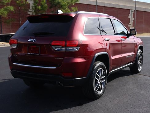 Used 2022 Jeep Grand Cherokee Limited image 35