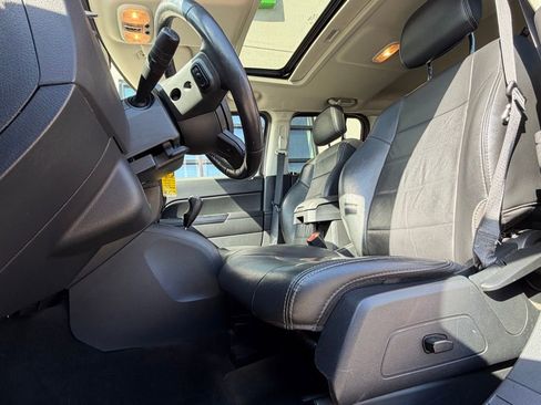 Used 2017 Jeep Patriot High Altitude image 6