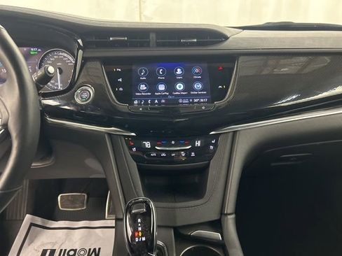 Used 2024 Cadillac XT6 Sport w/ Technology Package image 21