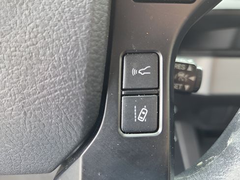 Used 2022 Toyota Tacoma SR w/ SR Convenience Package RWD image 24