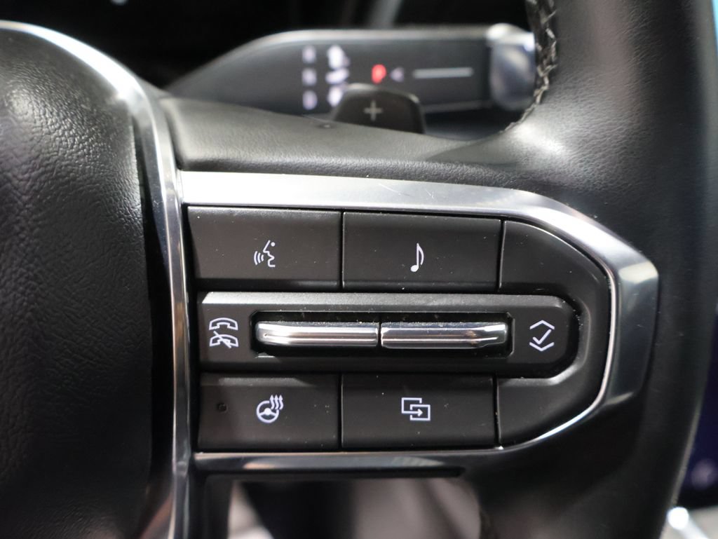 Used 2025 GMC Terrain Elevation AWD/4WD image 26