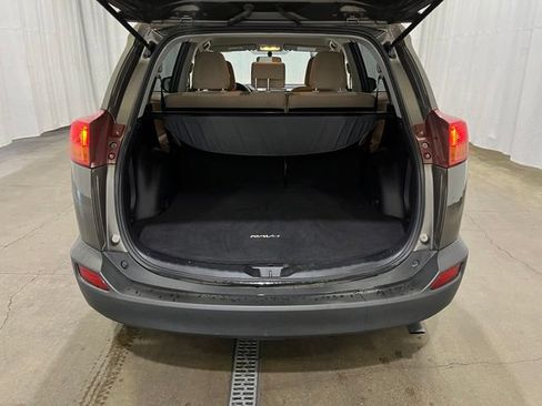 Used 2013 Toyota RAV4 LE AWD/4WD image 12