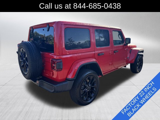 Certified 2025 Jeep Wrangler Unlimited Sahara w/ Safety Group AWD/4WD image 5