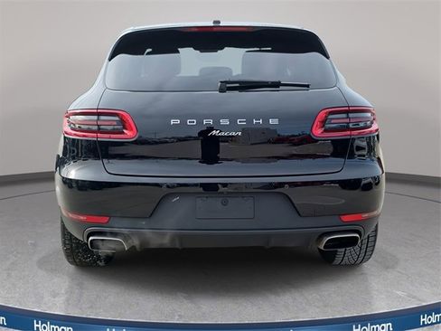 Used 2017 Porsche Macan Base image 7