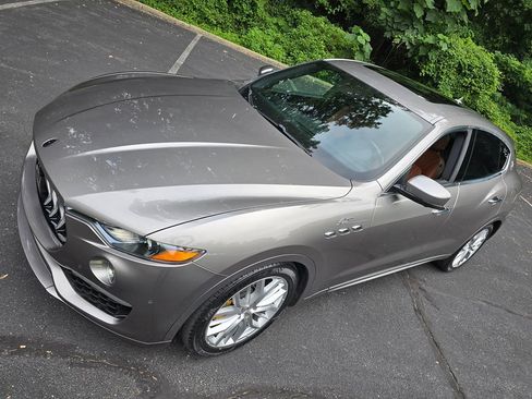 Used 2022 Maserati Levante GT image 59