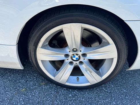 Used 2010 BMW 335i Convertible RWD image 29