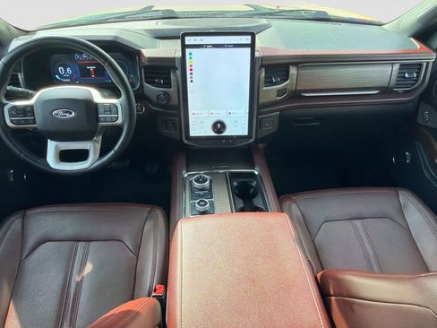 Used 2022 Ford Expedition Limited AWD/4WD image 16
