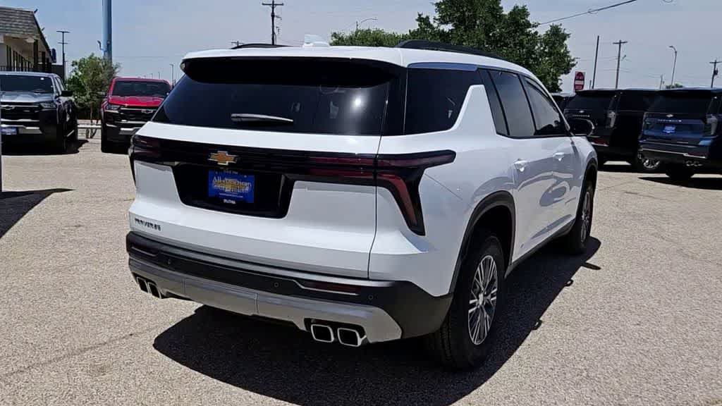 Used 2025 Chevrolet Traverse LT FWD image 7