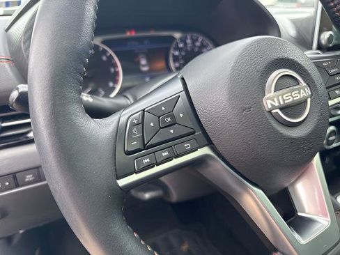 Used 2024 Nissan Sentra SR w/ SR Premium Package FWD image 13