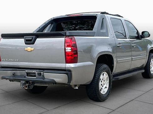Used 2007 Chevrolet Avalanche LT w/ LT Preferred Equipment Group image 12