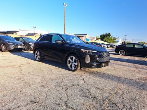 Used 2025 Audi Q5 Prestige image 2