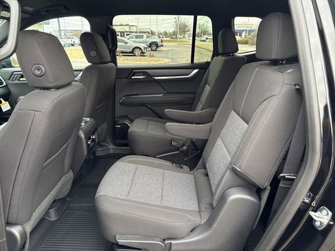 New 2026 GMC Acadia Elevation w/ LPO, Floor Liner Package image 33