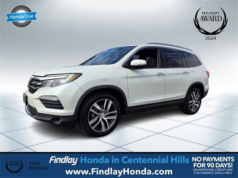 Used 2017 Honda Pilot Touring image 1