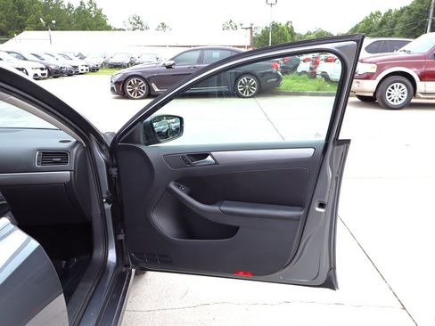 Used 2013 Volkswagen Jetta TDI FWD image 31