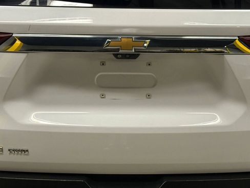 Used 2020 Chevrolet Traverse LT w/ LT Premium Package image 11