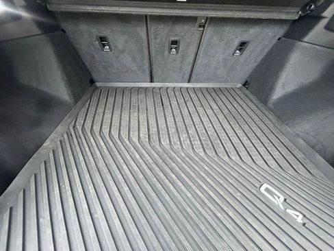 Used 2023 Audi Q4 e-tron Premium Plus image 42