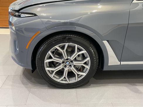 New 2026 BMW X7 xDrive40i w/ Executive Package image 4