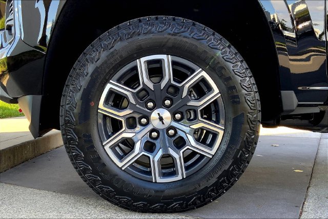 New 2026 Chevrolet Colorado Z71 w/ Z71 Convenience Package 2 AWD/4WD image 12
