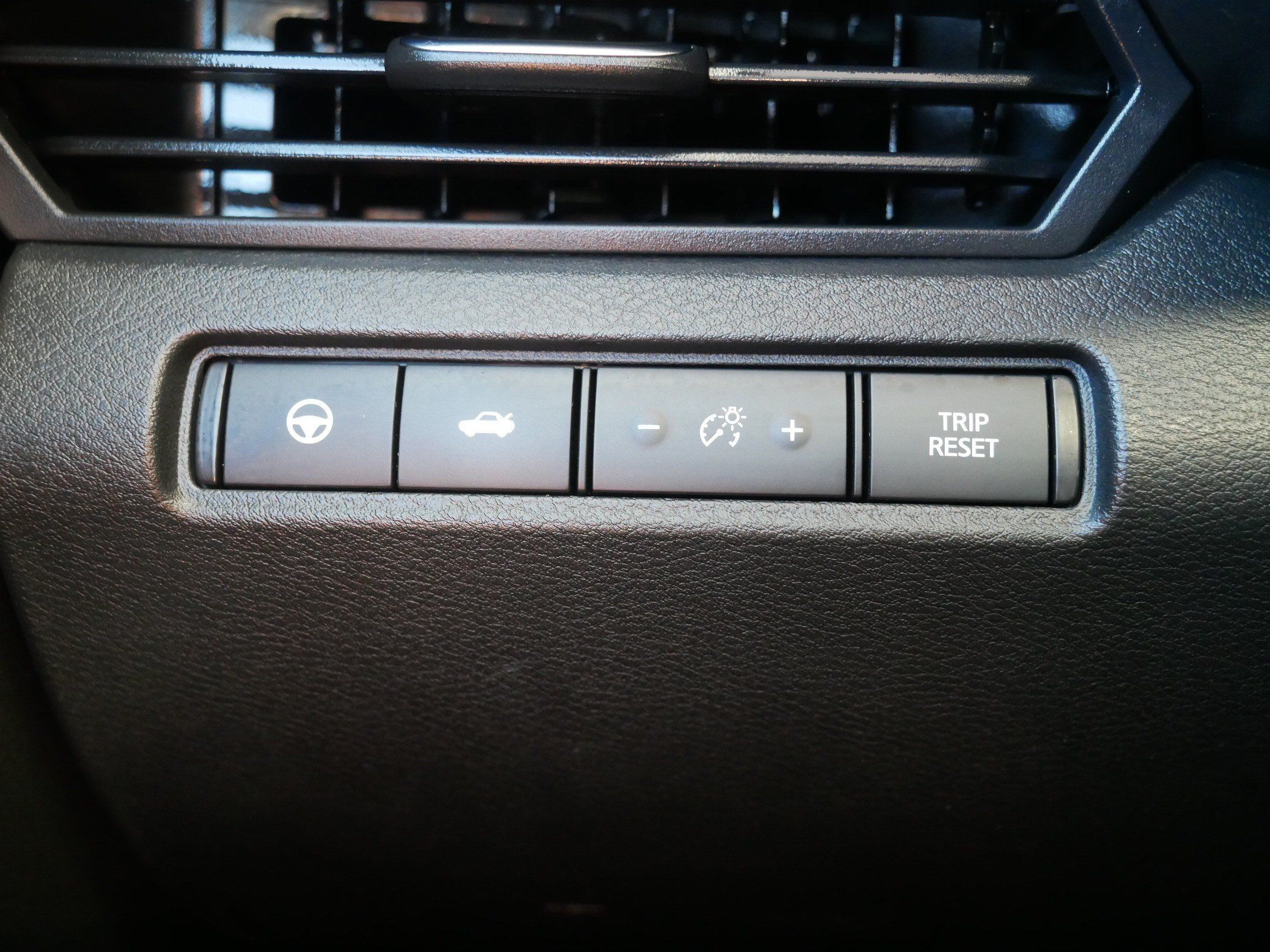 Used 2021 Nissan Altima 2.5 Platinum AWD/4WD image 26