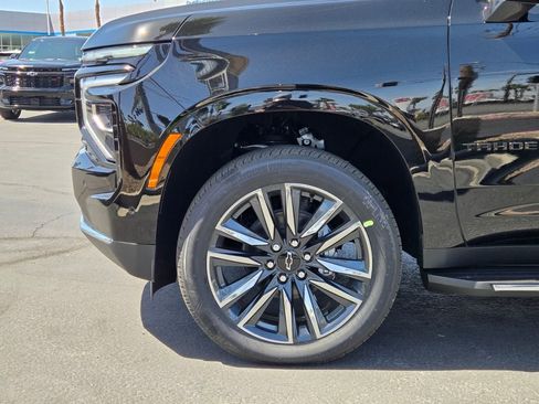New 2026 Chevrolet Tahoe LS w/ LS Custom Edition AWD/4WD image 5