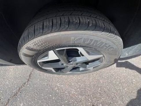 Used 2025 Kia Seltos S image 8