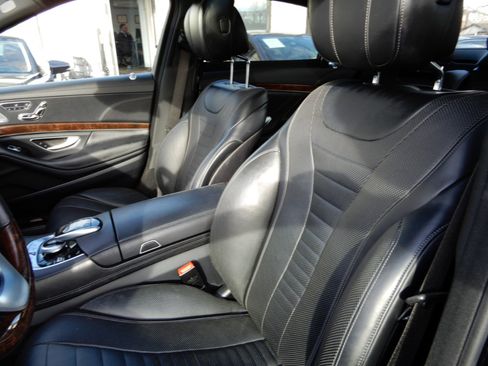 Used 2019 Mercedes-Benz S 560 4MATIC Sedan image 15