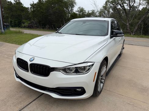 Used 2018 BMW 330i Sedan w/ Convenience Package RWD image 7