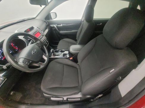 Used 2015 Kia Sorento LX image 17