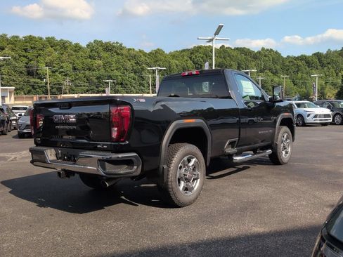 New 2026 GMC Sierra 2500 SLE w/ SLE Convenience Package AWD/4WD image 5