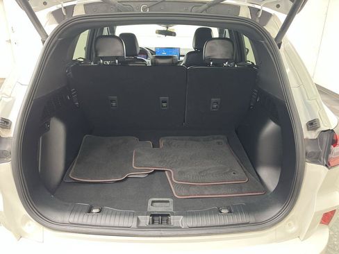 Certified 2023 Ford Escape ST-Line w/ Tech Pack #1 AWD/4WD image 27