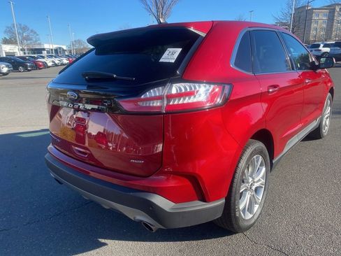 Used 2024 Ford Edge Titanium image 7