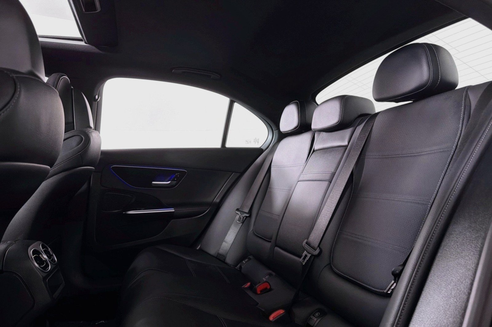 Certified 2024 Mercedes-Benz C 300 Sedan image 9
