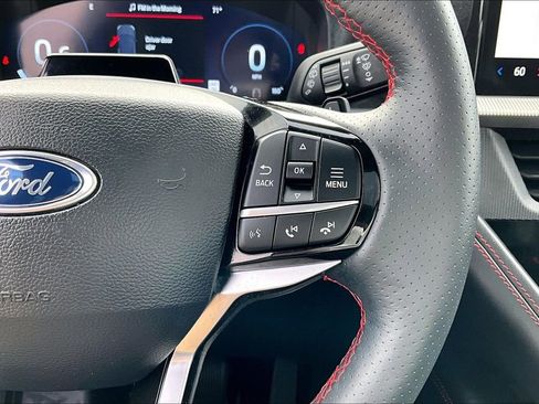 Certified 2025 Ford Explorer ST image 19