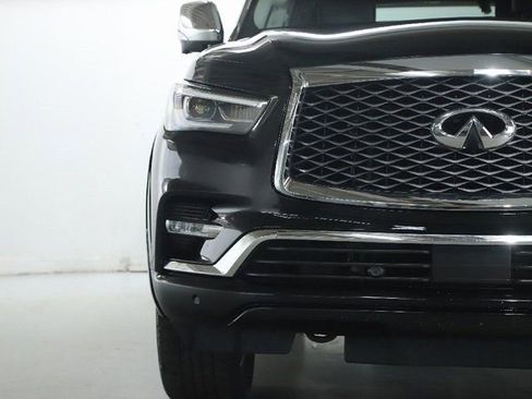 Used 2019 INFINITI QX80 Luxe w/ 22" Wheel Package AWD/4WD image 7
